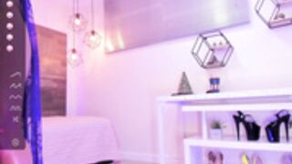 ella_pridee 2021-12-10