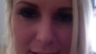 Cara Brett selfshot 2