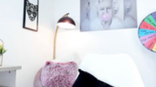 missniley 2021-12-22 2/2