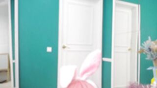 adelewilson__ 12.24.21 underboob panties