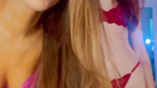 Christinasage1996 and her sister dancing - non nude