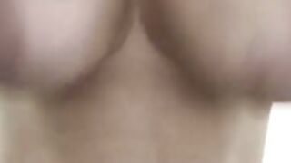 Le tette di mia moglie