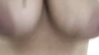 Le tette di mia moglie