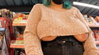 Perridotspalmtree gas station 2