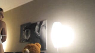 Emma_U2 topless teasing