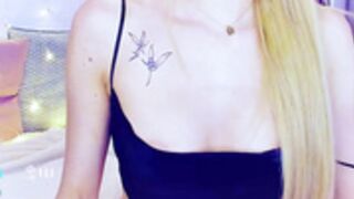 inkanuko. Not a mustache, lipstick, Kek