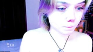 cyber_fox  somebody looked in as she wanked lol