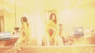 lucieoude_ - Bath naked show