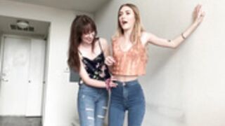 Non-Nude Itslo Pissing