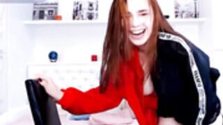 Dying for seeing this goofy gurl again Jykfqy in 4K