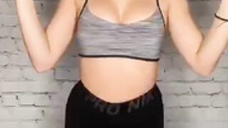 Tik Tok Girl Striptease