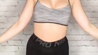 Tik Tok Girl Striptease