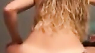 Syriahsage bouncing on dick 2