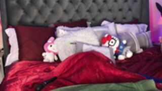 kittycat1111 Pours Chocolate Sauce Down Her Tits