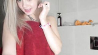 crazydaisy_-2022-01-26 oops I saw boob