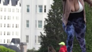 Perridotspalmtree public yoga