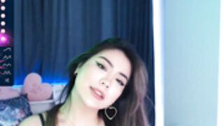 salisuno aka SaliUong sex teasing