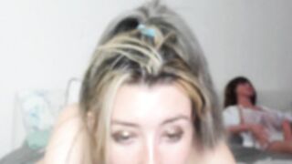 Sluttylilsister Cumshow