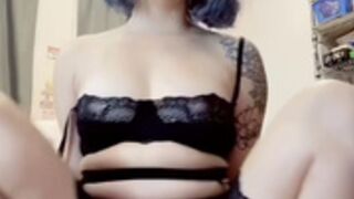 Nami Mamilune - Rides 🦄 Dildo 🥵