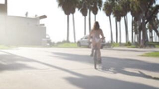 Carlotta Champagne & Dare Taylor - Venice Beach