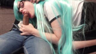 Miku wants attention - KawaiCouple