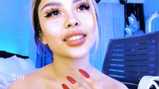 bae_suz got Diamond Vag. ha-ha, competitors, anyone?