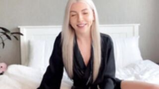 BethanyPetite - a little chat.