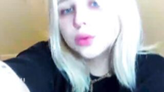 Drainnn_ helokityy  tiny flashes of GynoRmous Mammaries