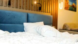 Coy_Amina naked sucking thumb on Day 255