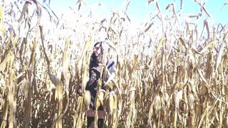 EEVEE FROST – MASTURBATING IN A PARK – PREMIUM VIDEO