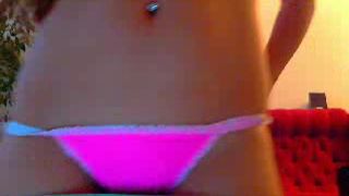 lovely_cath playing naked