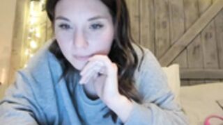 taymade1991 gets herself off