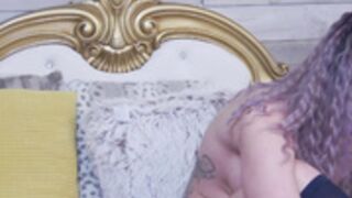 CharmingMom enjoy