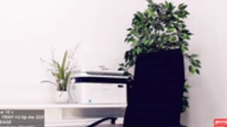 Wh4thefuck TheLegs__ Helle _ Naughty in Office