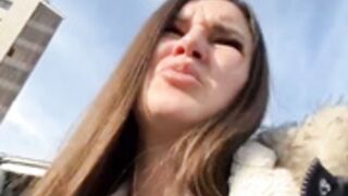 niki_li kissing girlfriend