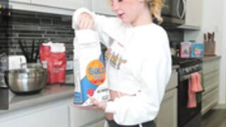 D3|\/|!|-|4\/\/K$ in the kitchen 2022-02-13_13-46-54_091