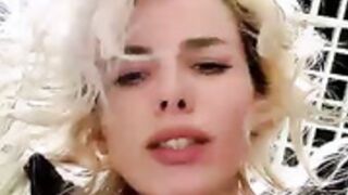 bunny_vic ; romanian still need money
