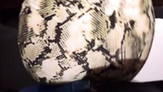 Lya bathroom blowjob