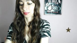 Samantaa Scott skinny playing with dildo