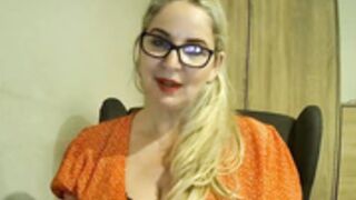 penelopeflirty beautiful milf nonnude 2