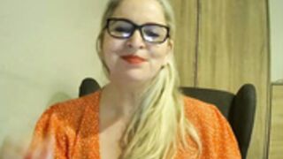 penelopeflirty beautiful milf nonnude 2