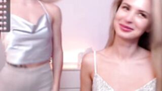 Emmi_Rosee and friend