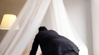 _gitana_ livestreams her photo shoot