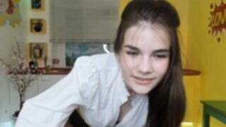 Adriana_Allen ass in underwear