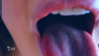 julya_flowers smiles, fucks cunt and licks her camera