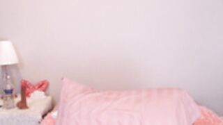 trixiecookie 2019-09-26 12:50 (oiling up)