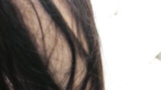 akura_01 plays with dildo