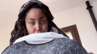 Afrodite too big ?  short clip