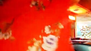 _gitana_ masturbates and squirts in a bar
