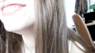 Paprica - dildo blowjob and pussy flash